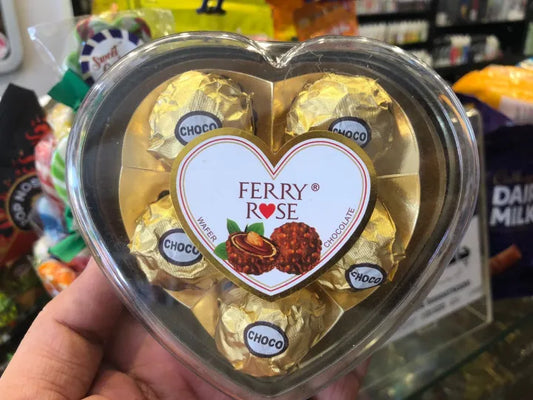 Ferry Rose Crunchy Chocolate Balls T 5 Pieces Plastic Heart Gift Box